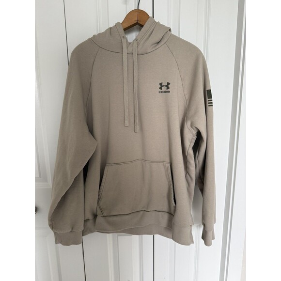 Under Armour Other - Under Armour Men's UA Freedom Flag Graphic Logo Long Sleeve Hoodie XL